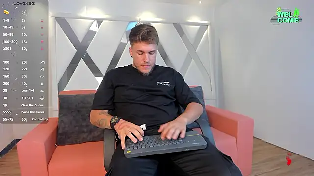 keane lee online show from December 3, 2024, 7:44 pm