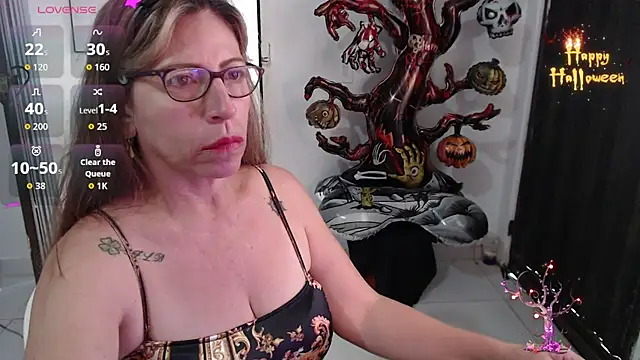 Snapshot of Chayla_Ruiz chatting on October 29, 2025, 3:36 pm Chayla Ruiz online show from October 29, 2025, 3:36 pm