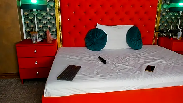 VallerieJones online show from September 22, 2025, 10:01 pm