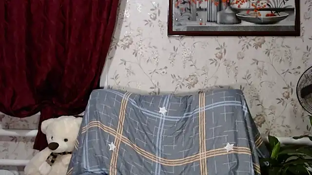 Snapshot of EmilyDoth chatting on December 1, 2024, 9:26 pm EmilyDoth online show from December 1, 2024, 9:26 pm