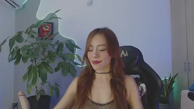 LauPolett online show from April 10, 2026, 3:23 am