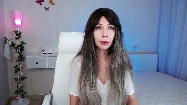 wendifoste online show from December 6, 2024, 7:45 pm