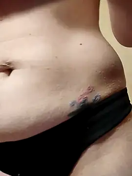 eatmeplease44 online show from February 15, 2025, 3:52 am