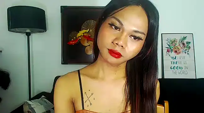 ELLIZABETHFORCUMXX online show from March 2, 2025, 5:36 pm