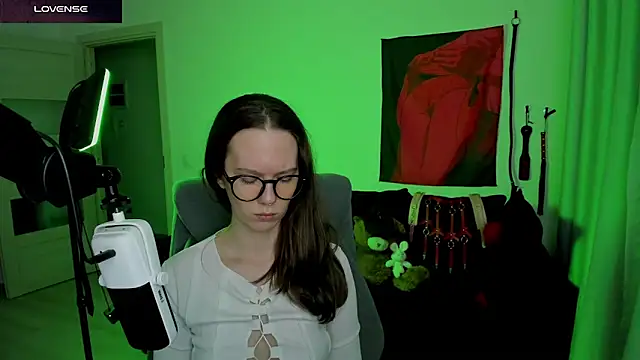 DivineBite online show from April 18, 2026, 7:29 pm