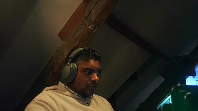 Bandusrilankasexymen online show from October 10, 2025, 10:42 pm