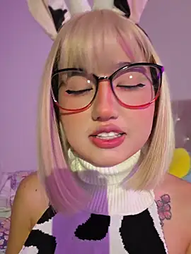 Pinkie Princes online show from February 21, 2026, 9:05 pm