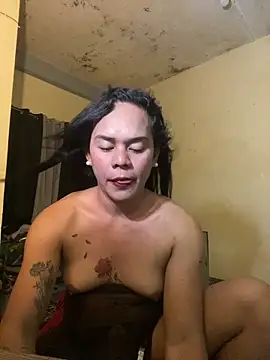 sweetyula online show from April 7, 2026, 1:17 am