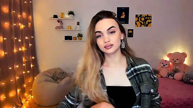 Snapshot of aPieceOfJoy chatting on December 17, 2024, 8:32 pm aPieceOfJoy online show from December 17, 2024, 8:32 pm