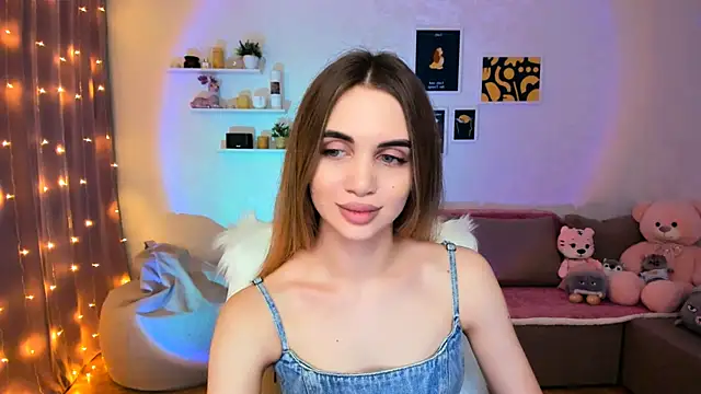 Snapshot of aPieceOfJoy chatting on December 22, 2024, 1:55 am aPieceOfJoy online show from December 22, 2024, 1:55 am