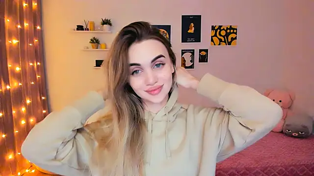 Snapshot of aPieceOfJoy chatting on January 8, 2025, 1:11 am aPieceOfJoy online show from January 8, 2025, 1:11 am