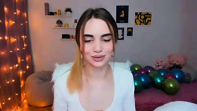 Snapshot of aPieceOfJoy chatting on February 13, 2025, 1:19 am aPieceOfJoy online show from February 13, 2025, 1:19 am