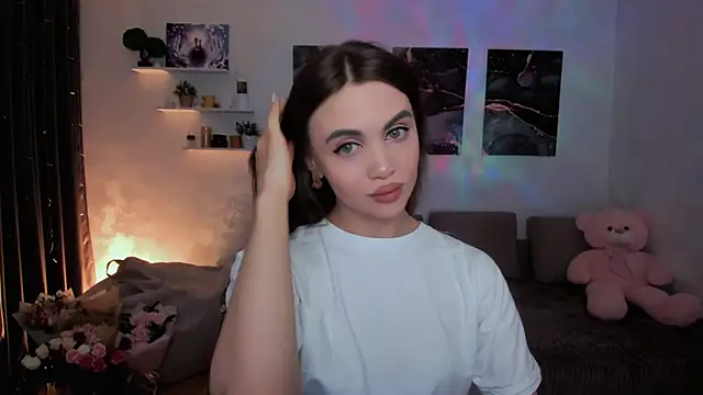 aPieceOfJoy online show from December 17, 2025, 9:10 pm