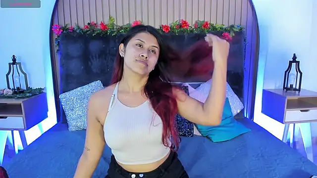 Karlagonzales  online show from September 18, 2025, 6:43 pm