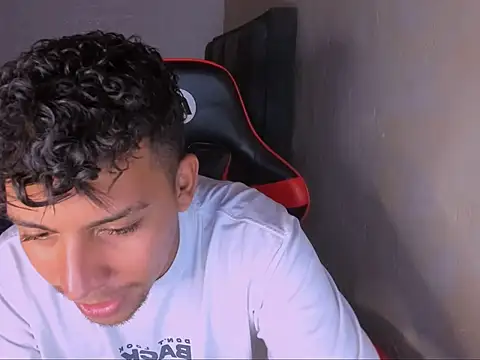 dilan js online show from December 2, 2025, 11:00 pm