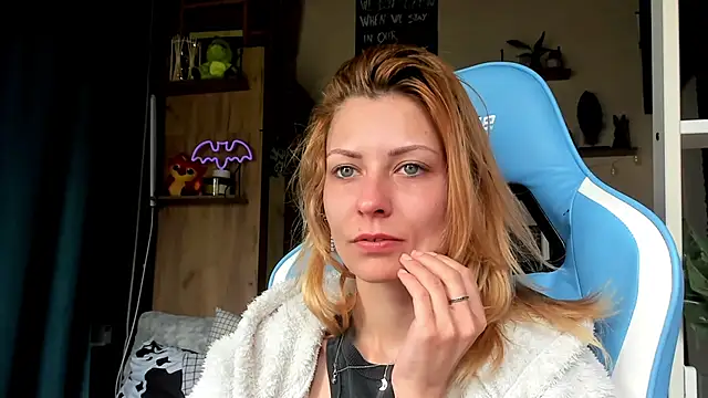 karo123421 online show from March 26, 2026, 8:31 am