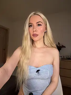 xDinnax online show from November 18, 2025, 3:12 am