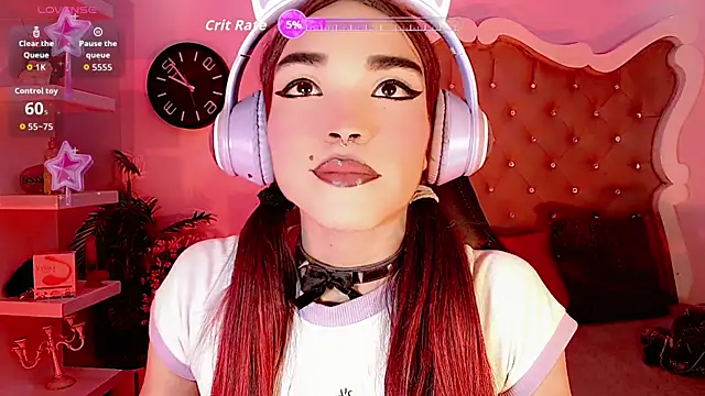 LeyXandrabraz online show from November 15, 2025, 8:27 pm