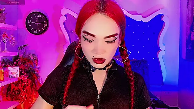 LeyXandrabraz online show from April 20, 2026, 7:37 pm