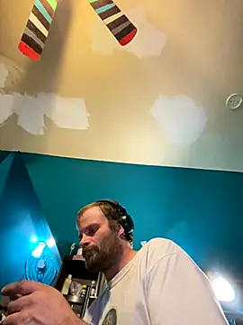 charactrzero online show from December 2, 2024, 2:53 am