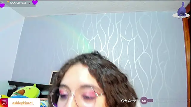 Snapshot of AshleyKim_ chatting on February 9, 2025, 1:44 am AshleyKim online show from February 9, 2025, 1:44 am