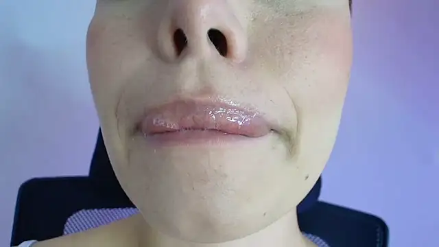 lisbet21x online show from December 21, 2025, 2:57 pm