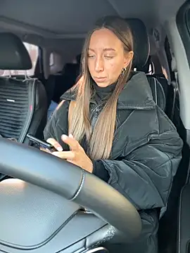 EvaCatt online show from December 21, 2024, 5:36 am