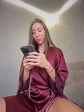 EvaCatt online show from February 15, 2026, 3:47 am