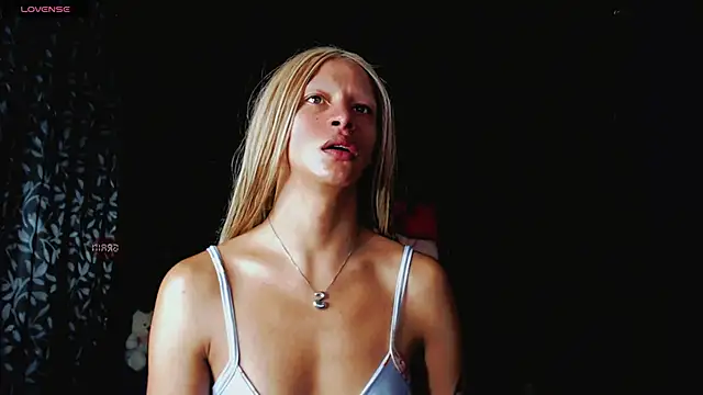 Summer XO online show from January 27, 2025, 12:01 am