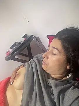 andreaisis2 online show from December 7, 2024, 5:42 pm