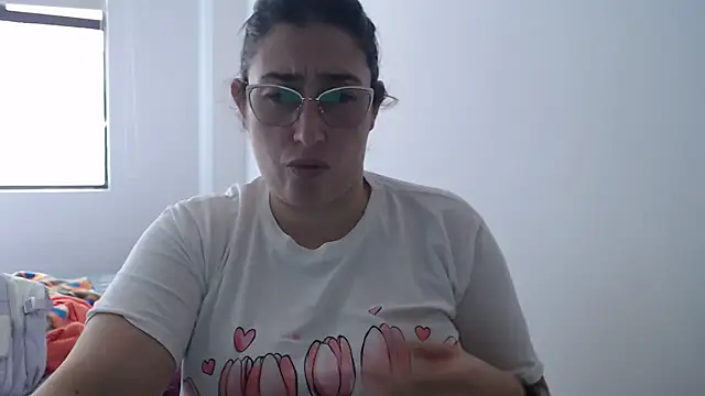 andreaisis2 online show from January 13, 2026, 5:18 pm