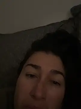 Snapshot of andreaisis2 chatting on March 10, 2026, 3:39 pm andreaisis2 online show from March 10, 2026, 3:39 pm