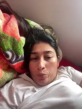 andreaisis2 online show from May 13, 2026, 5:43 pm