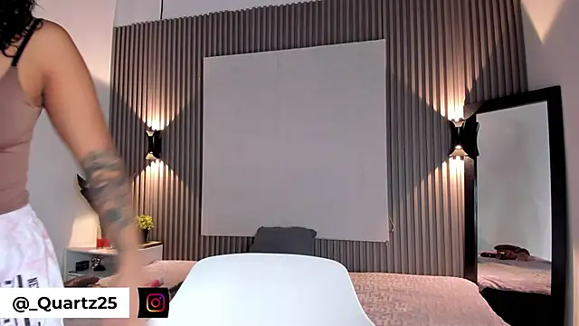 Zafiiraa online show from October 26, 2025, 1:17 pm