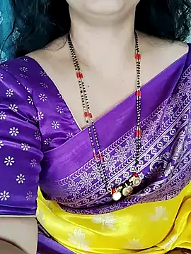 Snapshot of Indian_desi_wife chatting on October 25, 2025, 1:35 am Indian desi wife online show from October 25, 2025, 1:35 am