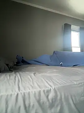 DAJ4002 online show from February 2, 2026, 1:43 pm