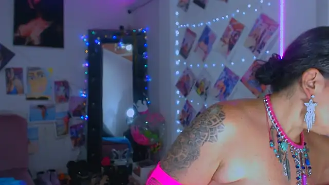 sweet vanessa 22 online show from September 12, 2025, 9:48 pm