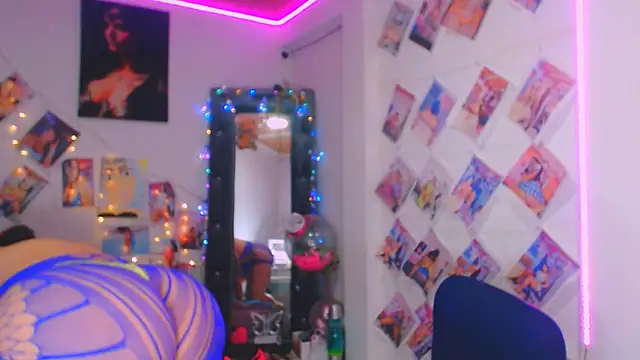 sweet vanessa 22 online show from April 10, 2026, 10:58 pm