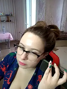 Snapshot of DienkaGreen chatting on December 26, 2024, 5:37 am DienkaGreen online show from December 26, 2024, 5:37 am