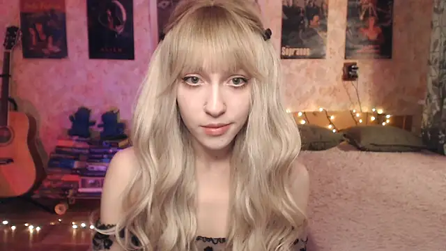 Friendly Ellie online show from January 17, 2025, 12:10 am