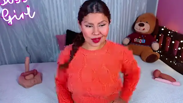 Queenamazon1 online show from June 29, 2026, 5:46 am