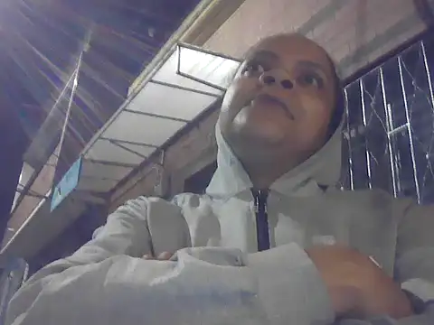 Snapshot of BayleyBanks chatting on September 16, 2025, 3:29 am BayleyBanks online show from September 16, 2025, 3:29 am