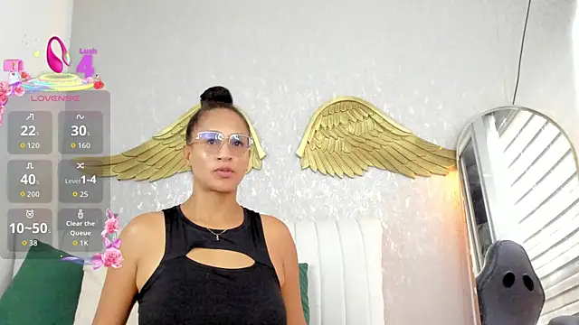 EmmaFerrary online show from June 28, 2026, 6:58 pm