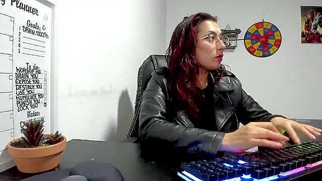 Scarlett Sen online show from December 3, 2024, 3:00 pm