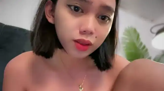 GenesisCastillano online show from February 22, 2025, 11:24 pm