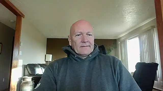 BasicAnt online show from October 29, 2025, 2:41 pm