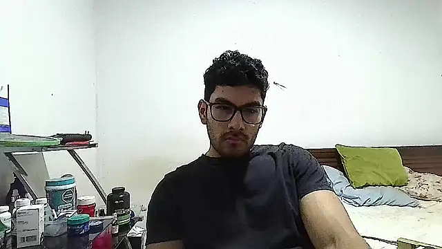 x-sebastian online show from December 1, 2024, 8:42 pm