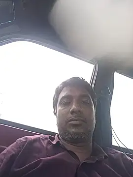 divakar2022 online show from November 12, 2025, 2:45 am