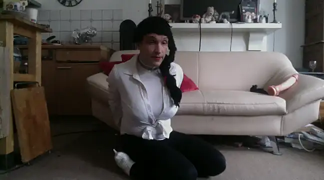 Sissy naomi online show from December 10, 2024, 9:55 am