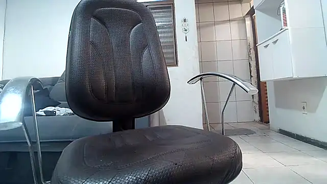 CherrylBee2022 online show from September 13, 2025, 7:46 pm